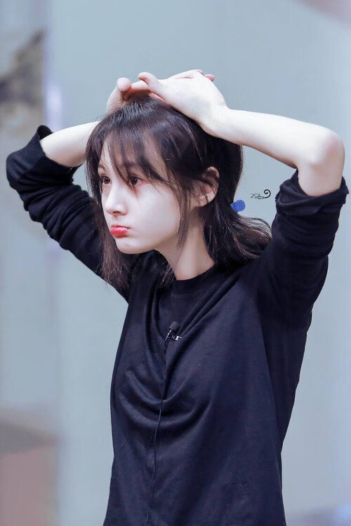 国足集中训练强化配合默契提升整体作战能力，国足训练视频集锦